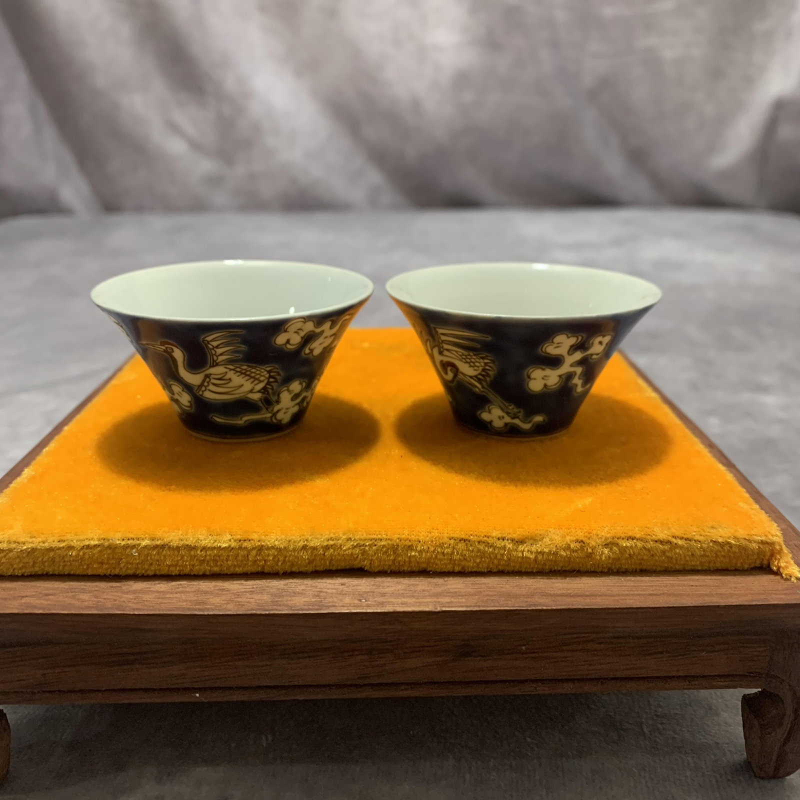 PAIR OF SMALL FAMILLE ROSE PATTERN CUP: Qing Dynasty; Long: 1.3 inch; Width: 2.4 inch; High: 2.4 inch;