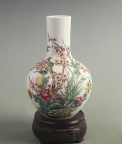 FAMILLE CLOISONNE ENAMEL PORCELAIN VASE WITH MAGPIES PATTERN