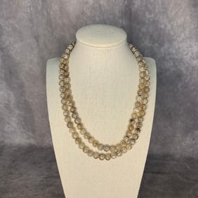 A FINE AGATE STONE MADE NECKLACE