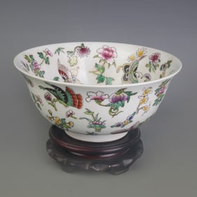 FAMILLE ROSE BIRD AND FLOWER PATTERN PORCELAIN BOWL