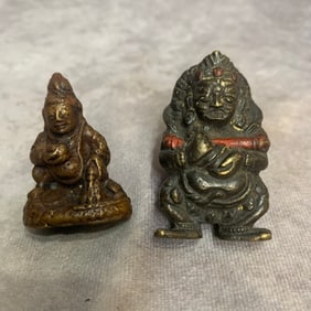 PAIR OF BRONZE TIBETAN BUDDHA PENDANT