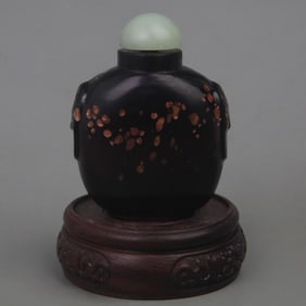 RED GLASS SNUFF BOTTLE WITH GOLD FLECKS