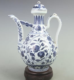 BLUE AND WHITE TWINING LOTUS PATTERN PORCELAIN EWER