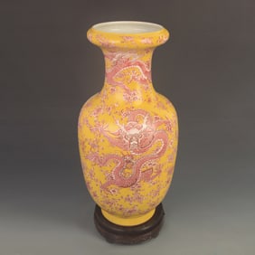 FAMILLE ROSE YELLOW GROUND LARGE DRAGON VASE