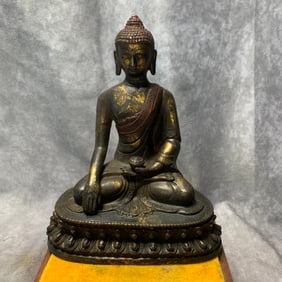 GILT BRONZE TIBETAN MEDICINE BUDDHA STATUE