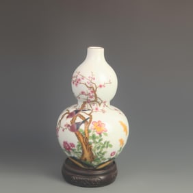 ENAMEL COLOR GOURD-SHAPED VASE WITH FLOWER AND BIRD DESIGN