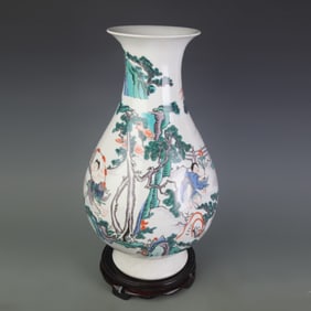 FINE FAMILLE ROSE CHARACTER PATTERN YU HU CHUN PORCELAIN VASE