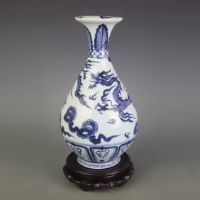 BLUE AND WHITE DRAGON-PATTERNED YUHUCHUN PORCELAIN VASE