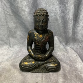 PAINTED POTTERY TRIPOD DING WITH ANIMAL PATTERNS