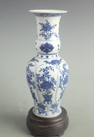 BLUE AND WHITE FLOWER PATTERN PORCELAIN FLOWERPOT