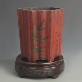 LACQUER WITH GOLD FLOWER AND POETRY PATTERN HEXAGONAL PEN HOLDER