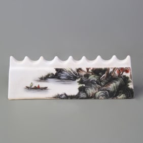 FAMILLE ROSE LANDSCAPE PATTERN PORCELAIN BRUSH REST