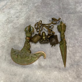 GROUP OF TIBETAN BUDDHISM RITUAL INSTRUMENTS