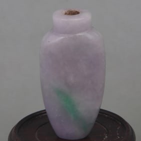 PLAIN JADEITE SNUFF BOTTLE