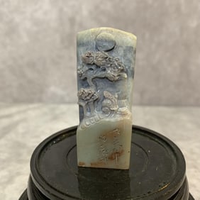 A FINELY CARVED SHOU SHAN STONE SEAL