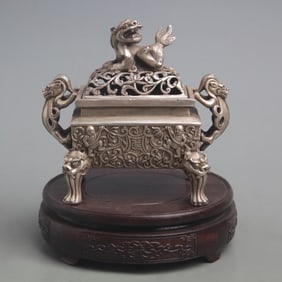SQUARE CENSER WITH FIGURATIVE DESIGN AND BEAST HANDLES