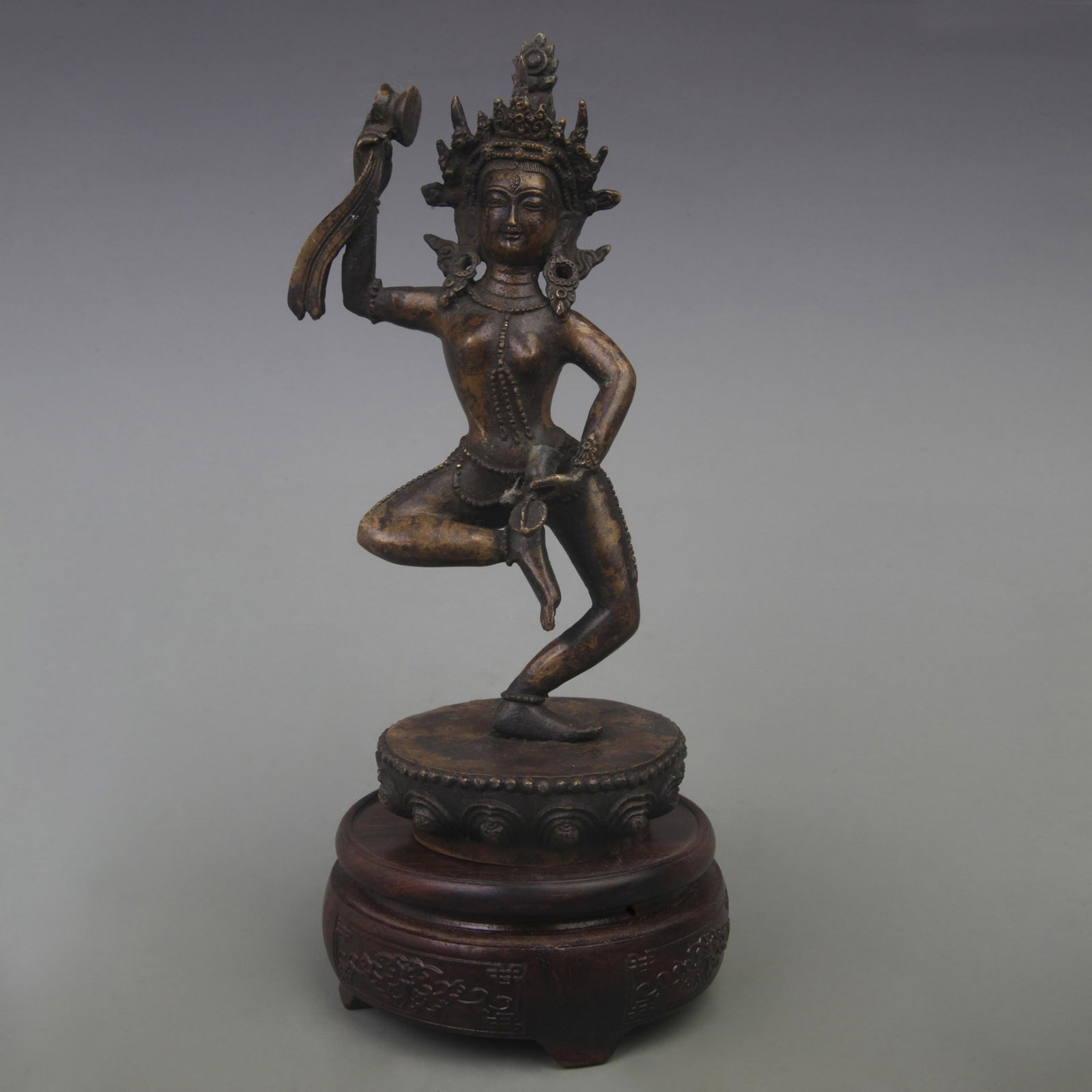 A FINE BRONZE VAJRAYOGINI STATUE (1 of 5)