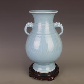 CELADON MONOCHROME GLAZE DOUBLE-HANDLED PORCELAIN VASE