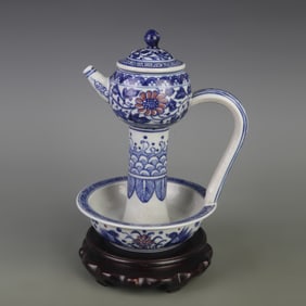 BLUE-AND-WHITE UNDERGLAZE RED FLOWER PATTERN EWER