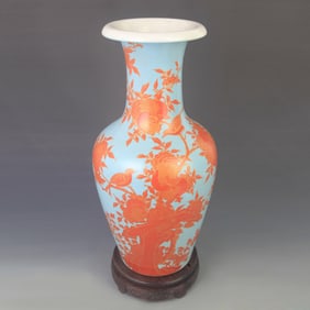 FAMILLE-ROSE CELADON-GROUND FLORAL-BIRD PATTERN PORCELAIN VASE