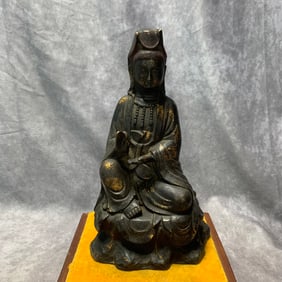 GILT BRONZE SEATED GUANYIN STATUE