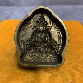 A FINE BRONZE TIBETAN BUDDHIST TSA-TSA (CLAY MOLD)