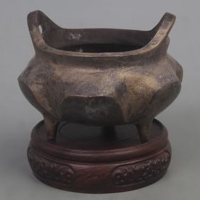 A FINE XUAN DE STYLE THREE FOOT SUNFLOWER PATTERN CENSER