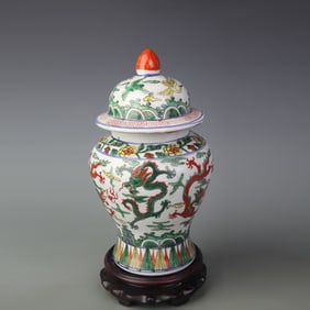 WUCAI COLORED DRAGON PATTERN PORCELAIN JAR