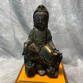 GILT BRONZE SEATED BODHISATTVA STATUE
