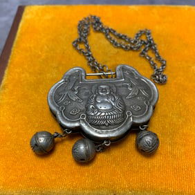 REPUBLIC PERIOD "LONGEVITY" SILVER LOCK PENDANT