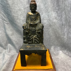 A FINE GILDED BRONZE BUDDHA STATUE