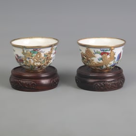 PAIR OF GILT WUCAI PHOENIX PATTERN SMALL PORCELAIN BOWLS