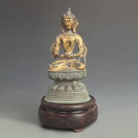 TIBETAN BUDDHIST GILT BRONZE AMITAYUS STATUE
