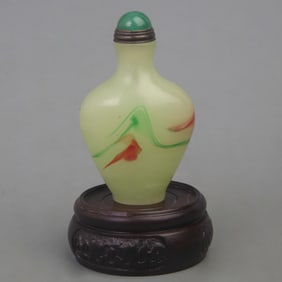GLASSWARE SNUFF BOTTLE WITH FREE-FORM PATTERN