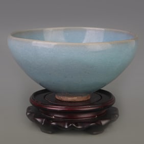 A FINE BLUE COLOR JUN KILN BOWL
