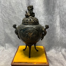 QIAN LONG MARK BRONZE PHOENIX PATTERN THREE-LION FOOT DRAGON EAR CENSER