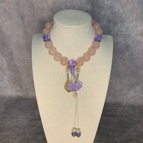 A FINE PINK CRYSTAL MADE BRACELETS