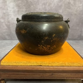 A FINE BRONZE MADE ROUND INCENSE BURNER