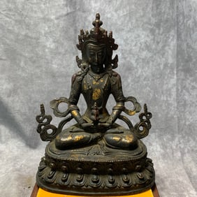GILDED BRONZE TIBETAN VAJRA PROTECTOR SATAUE