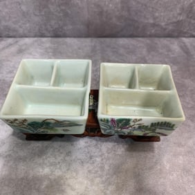 PAIR OF LANDSCAPING PATTERN SQUARE PORCELAIN CUP