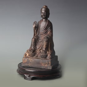 A FINE BRONZE BUDDHA STATUE