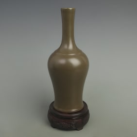 TEA-LEAF GLAZE WILLOW LEAF SHAPED PORCELAIN VASE