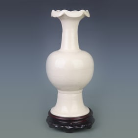 DING KILN WHITE PORCELAIN VASE