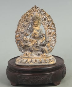 A FINE TIBETAN BUDDHISM BRONZE STATUE