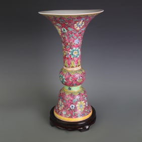 FAMILLE ROSE PINK-GROUND FLORAL PORCELAIN VASE