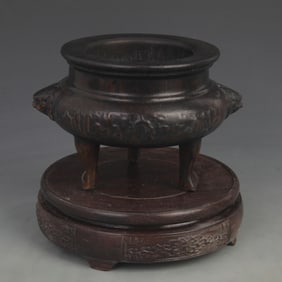 A FINE BAMBOO ROOT CARVED THREE LEG CENSER