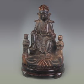 A FINE BRONZE GUANYIN STATUE