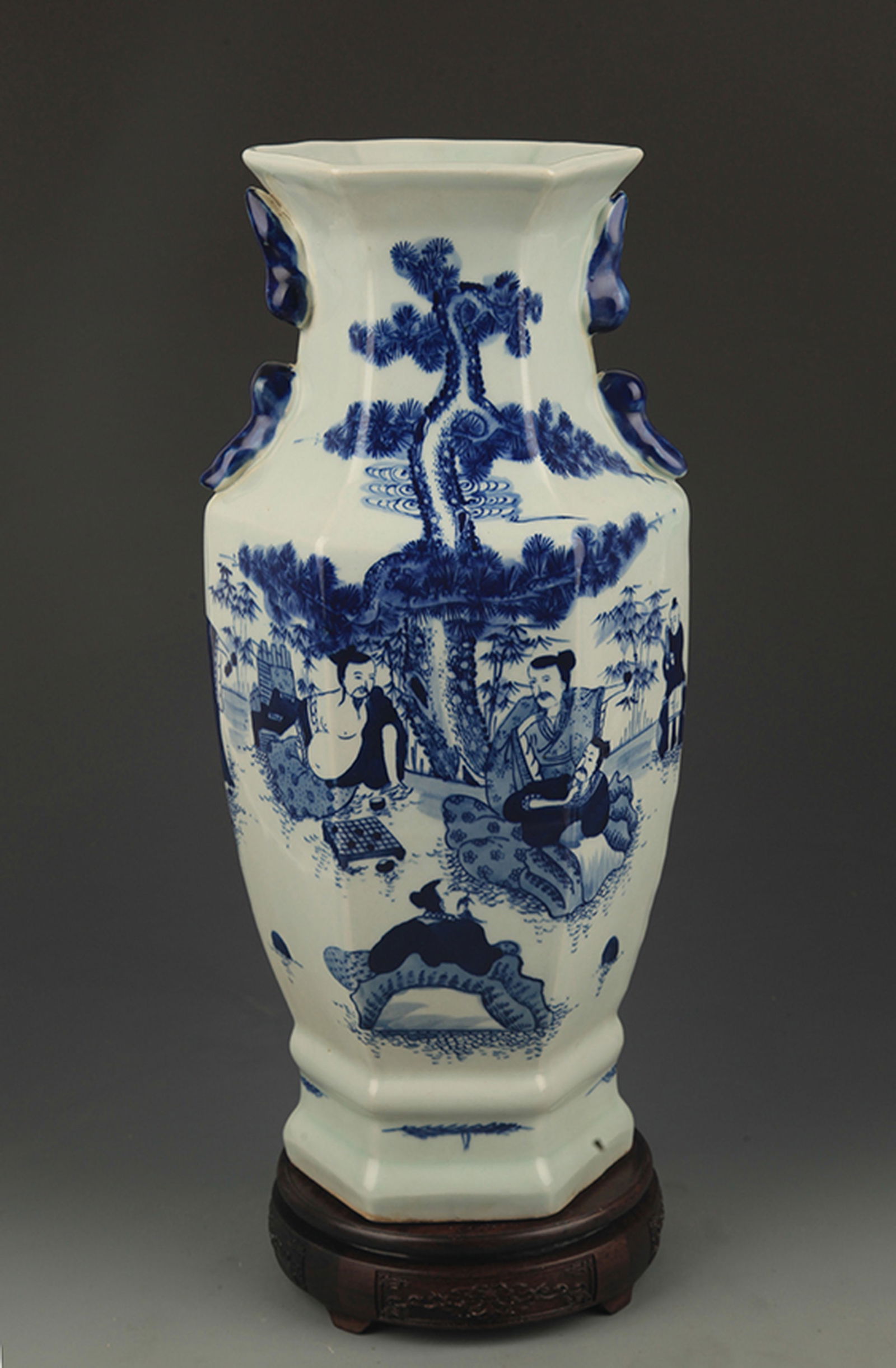 BLUE AND WHITE CHARACTER PATTERN SIX SIDED VASE (1 of 5)