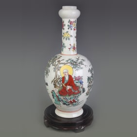 FAMILLE ROSE GARLIC-HEAD VASE WITH HUMAN FIGURES