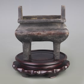 A FINE SQUARE INCENSE BURNER WITH EARS